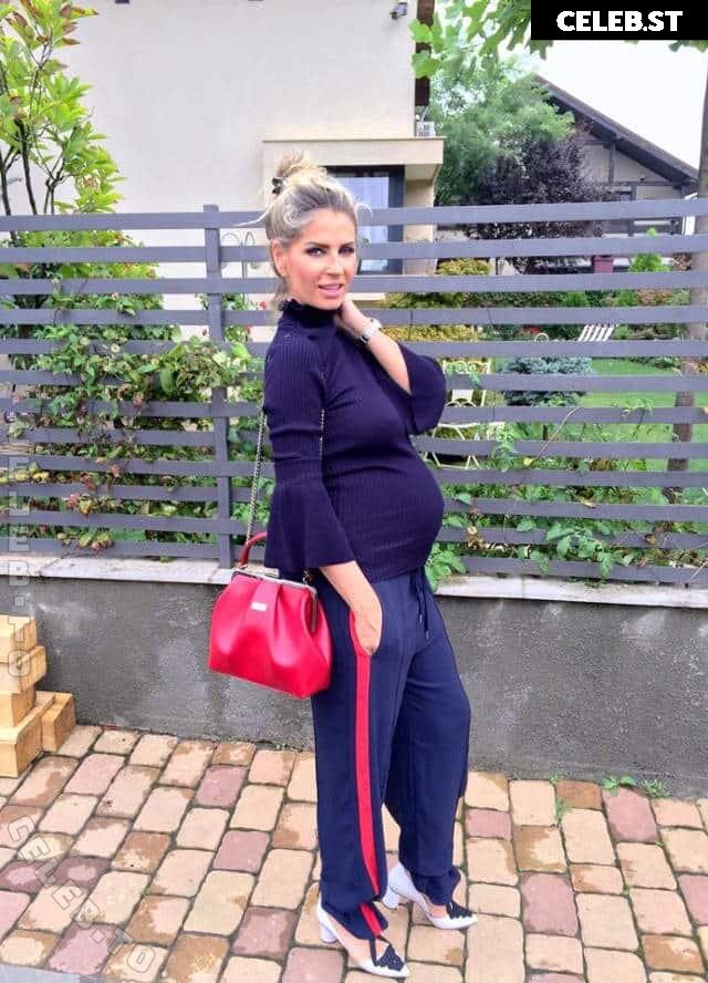 Pregnant Image 27170458