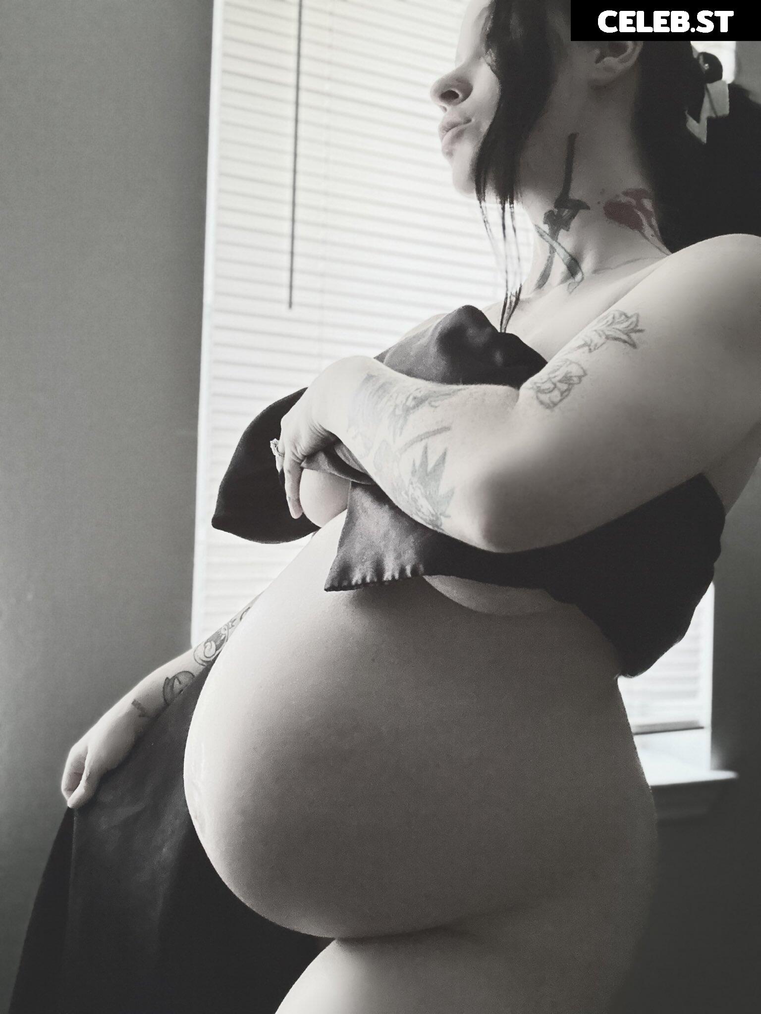Pregnant Image 27170774