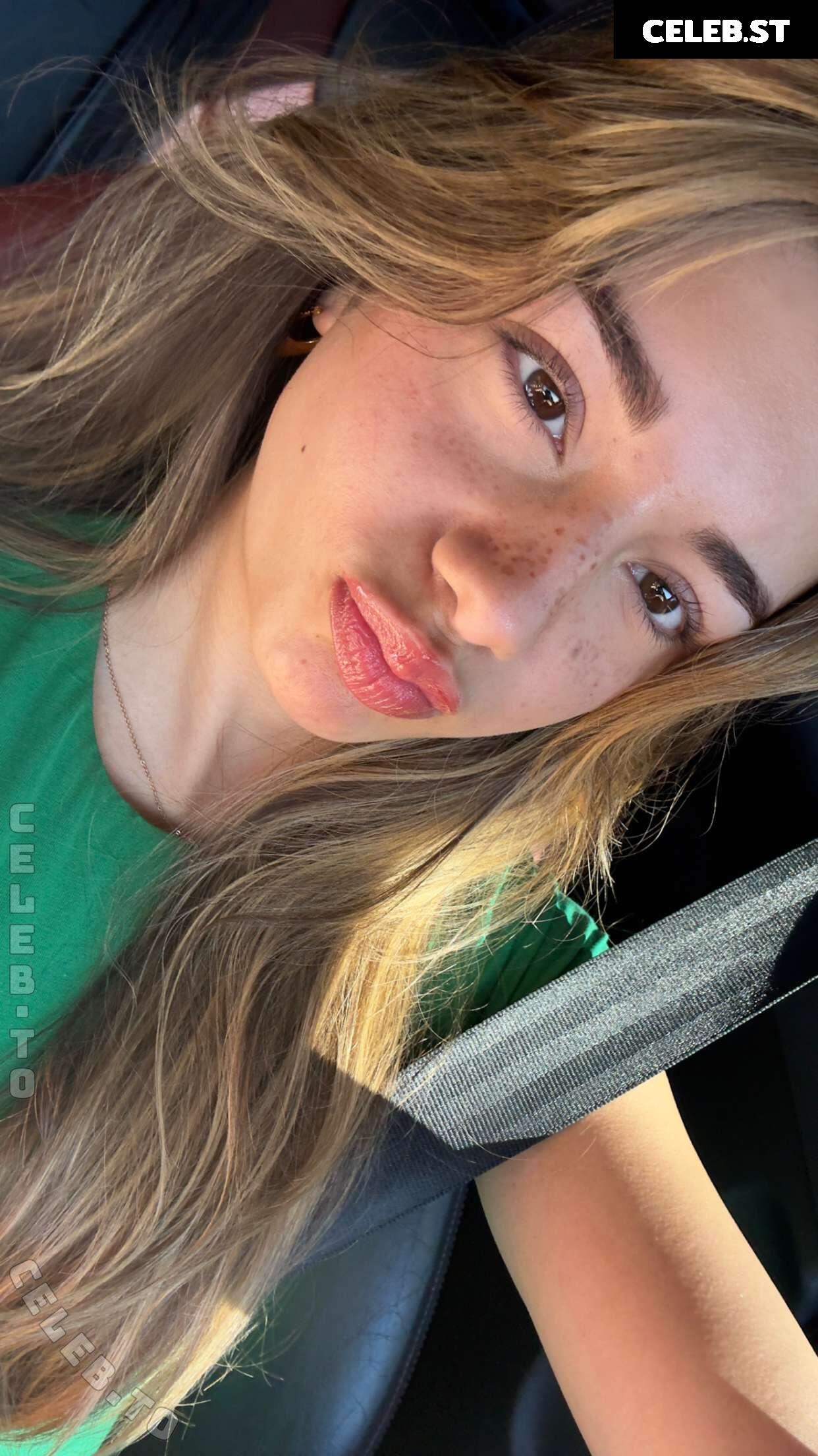 Mikayla Campinos Image 27143853