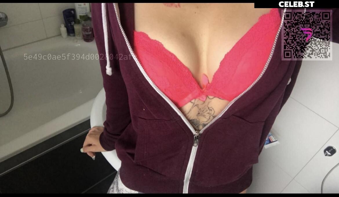 Lisa Sheepi Image 2719786