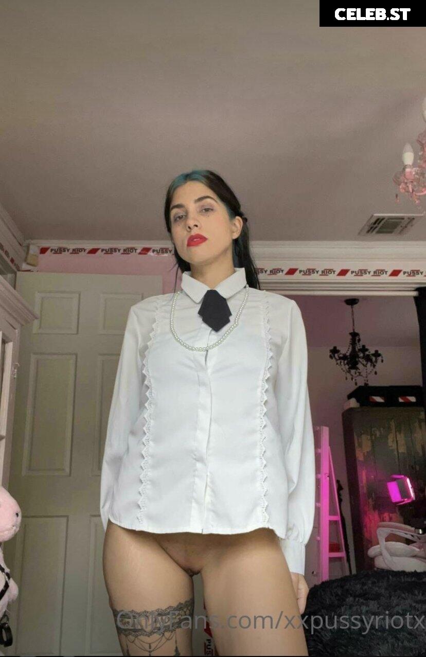 Nadya Tolokonnikova Image 2705438