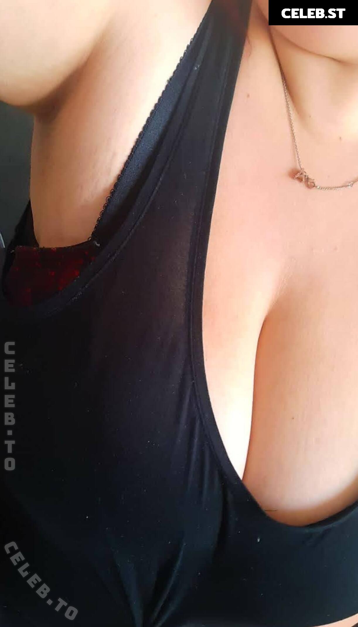 SophieSchmande Image 27054356