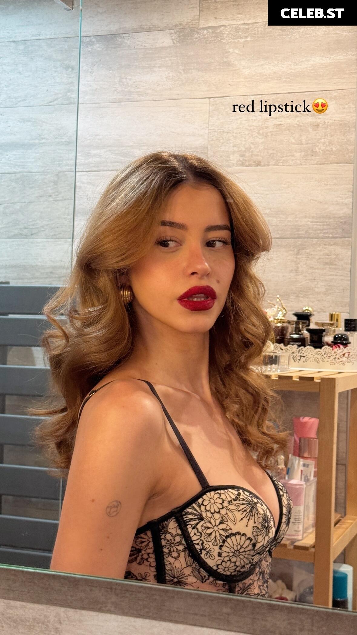 Léa Elui Image 2701626