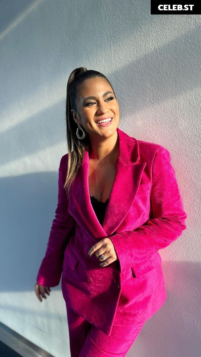 Steffi Brungs Image 2702897