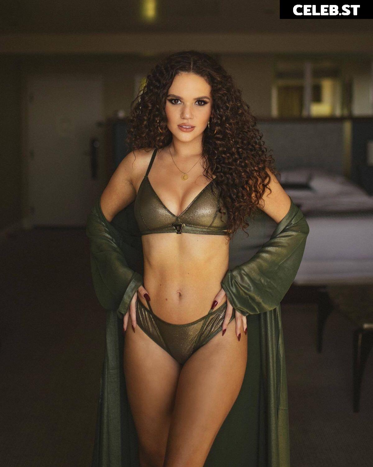 Madison Pettis Image 2702780