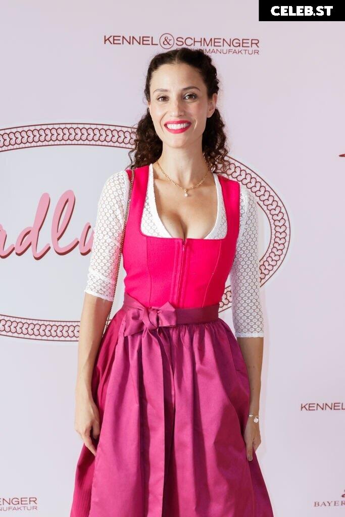 Nadine Menz Image 2702753