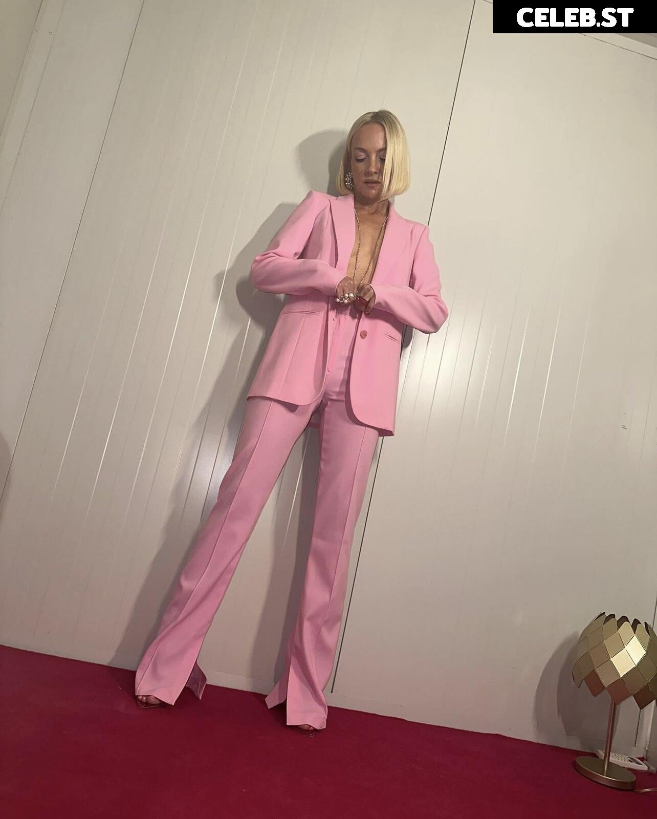 Janin Ullmann Image 2702762