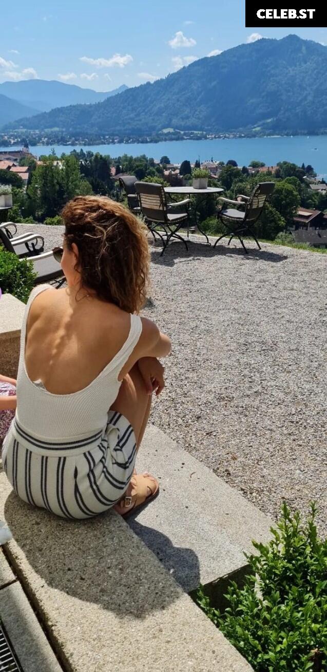 Nadine Menz Image 2702190