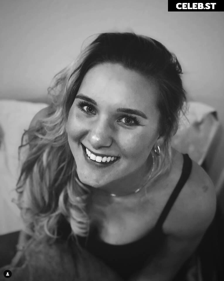 Lisa Buckwitz Image 2702003