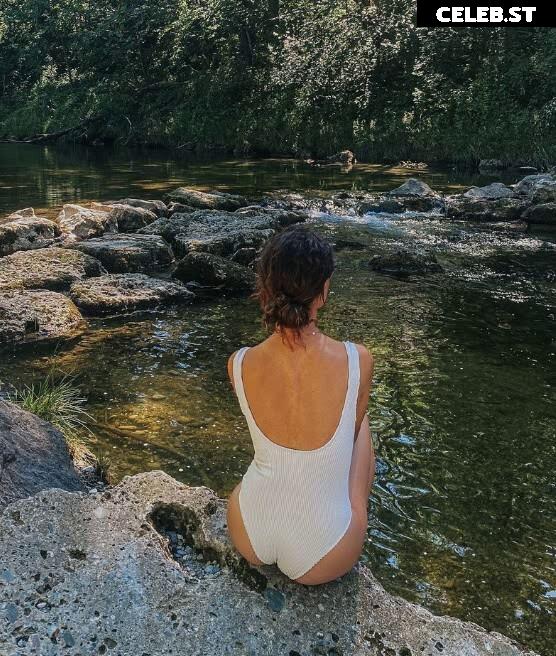 Nadine Menz Image 2702356