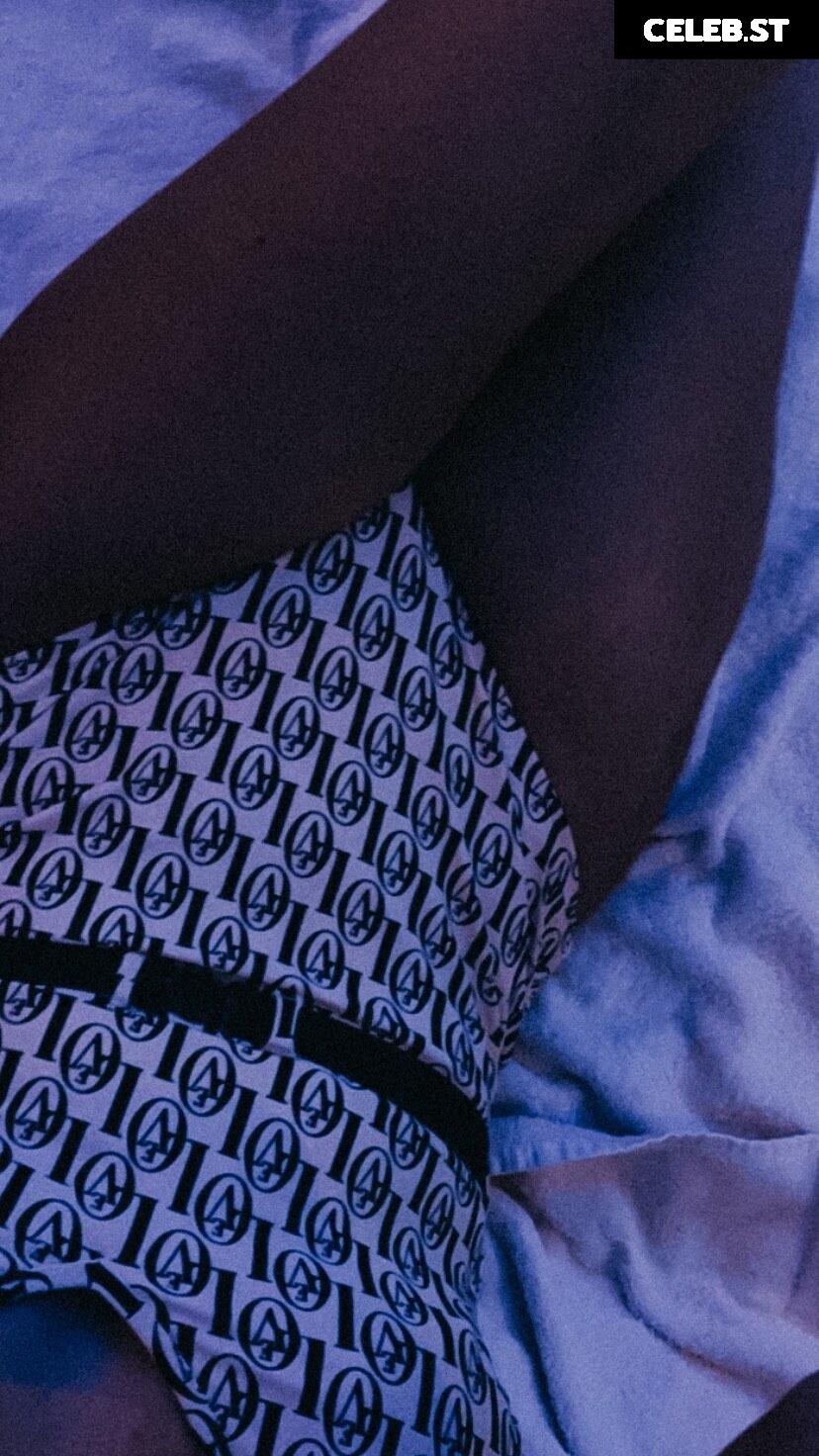 Nadine Menz Image 2702293