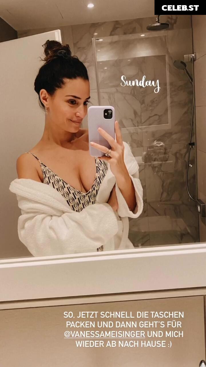 Nadine Menz Image 2702283