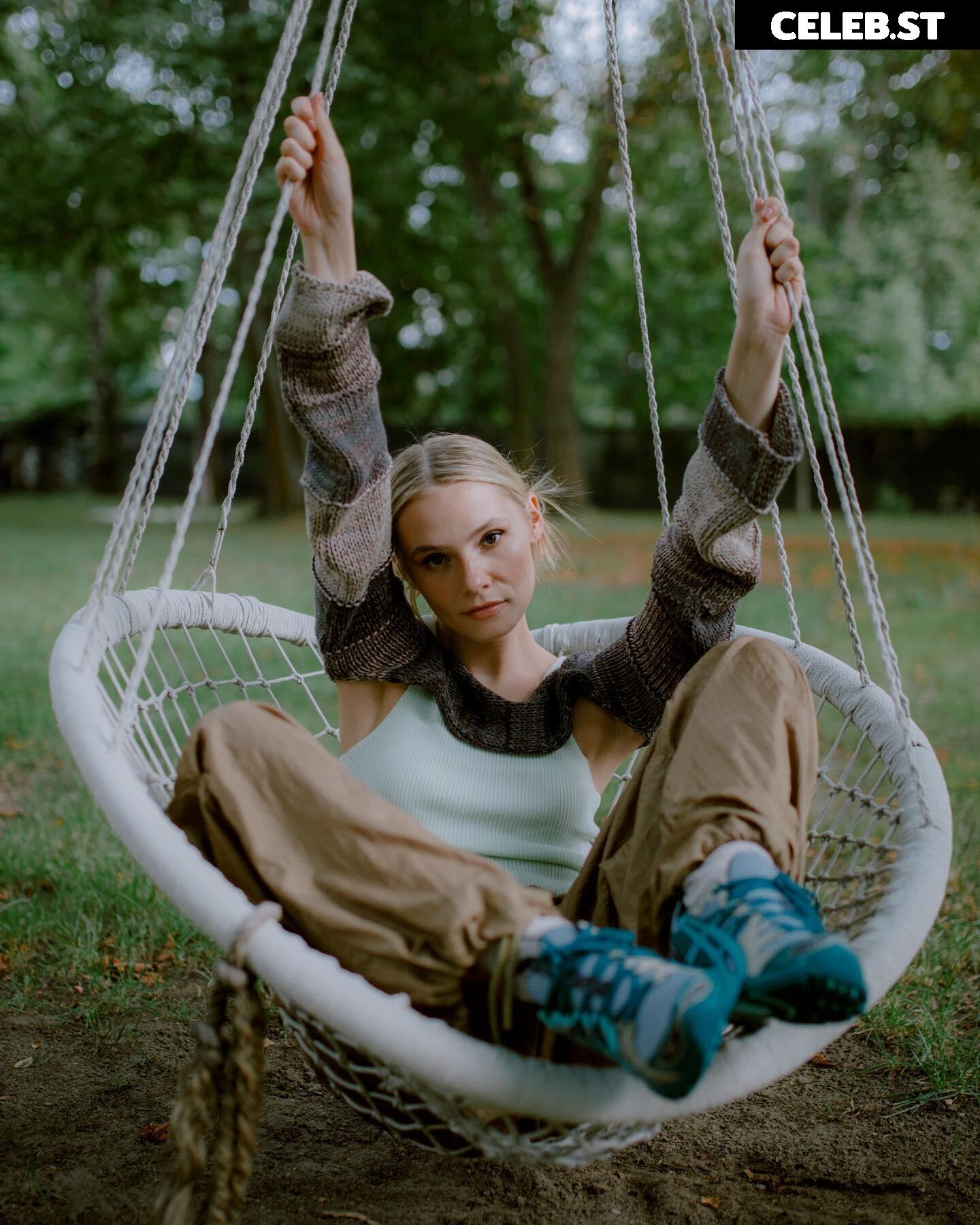 Esther Graf Image 2095160