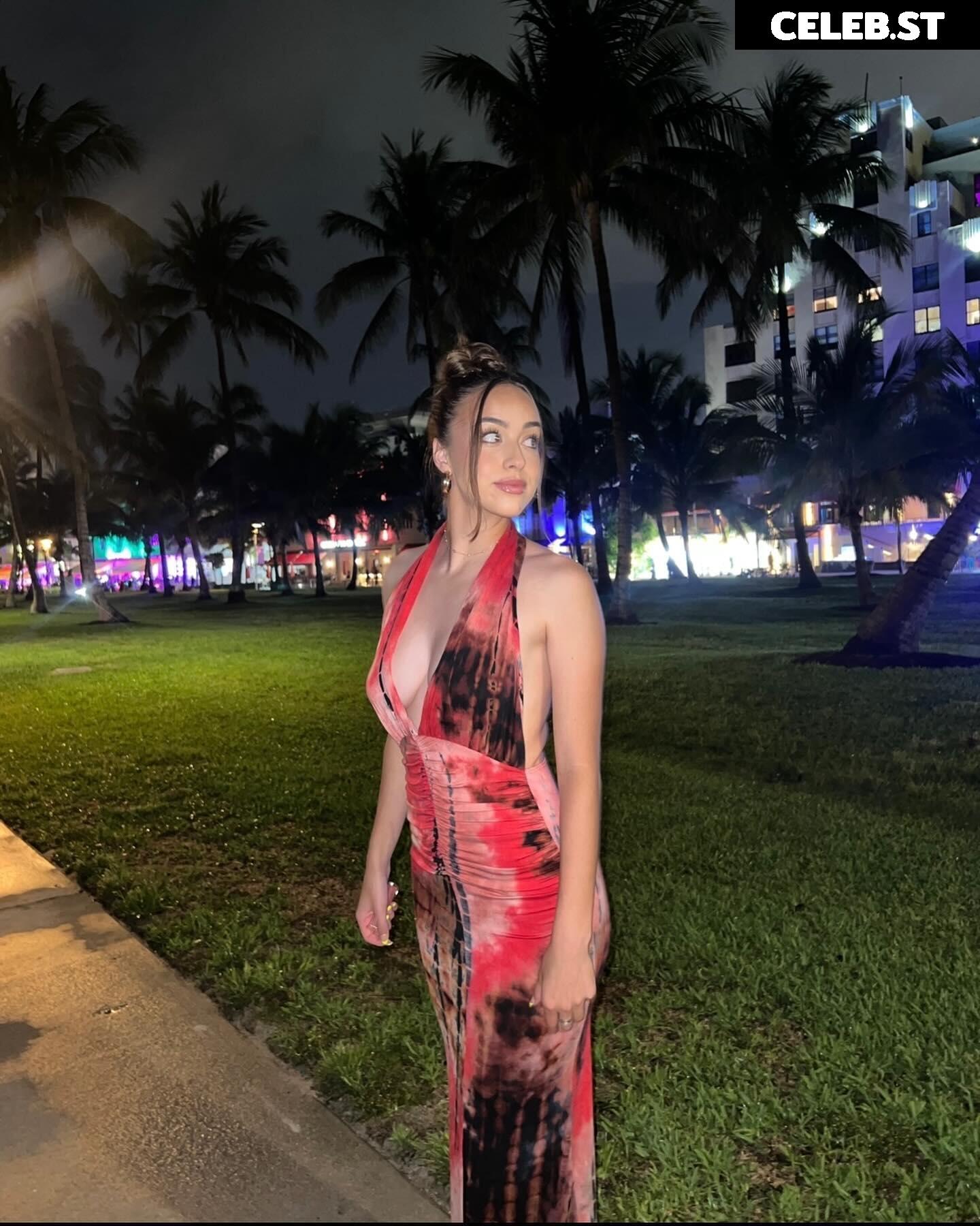 Julia Grosso Image 2096520