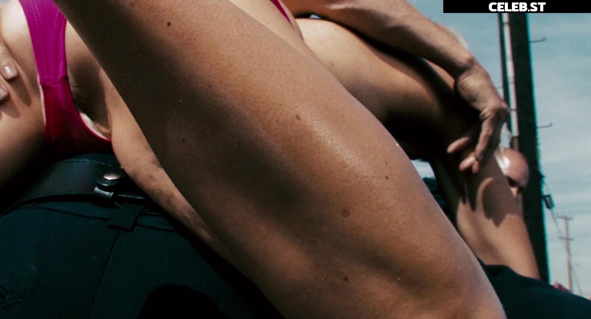 Amy Smart Image 2096159