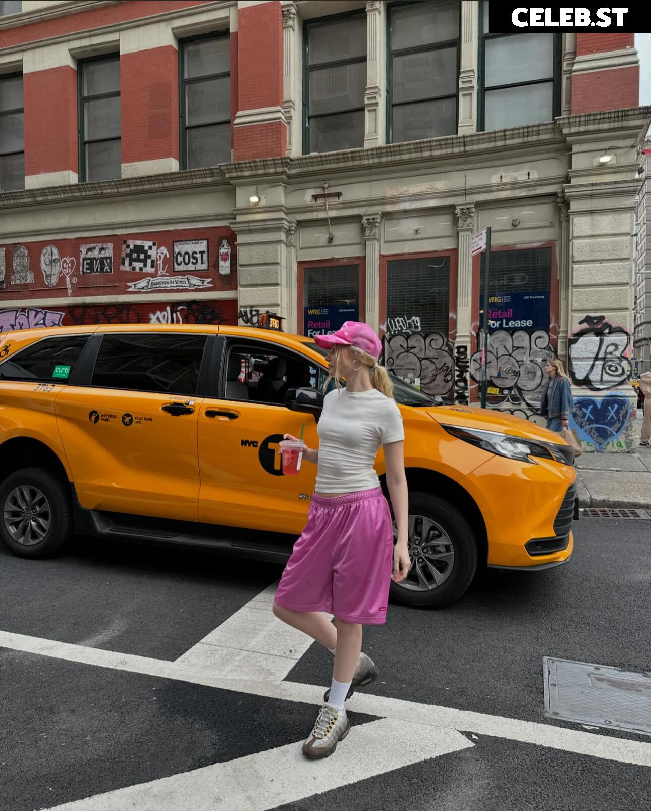 Esther Graf Image 2096232