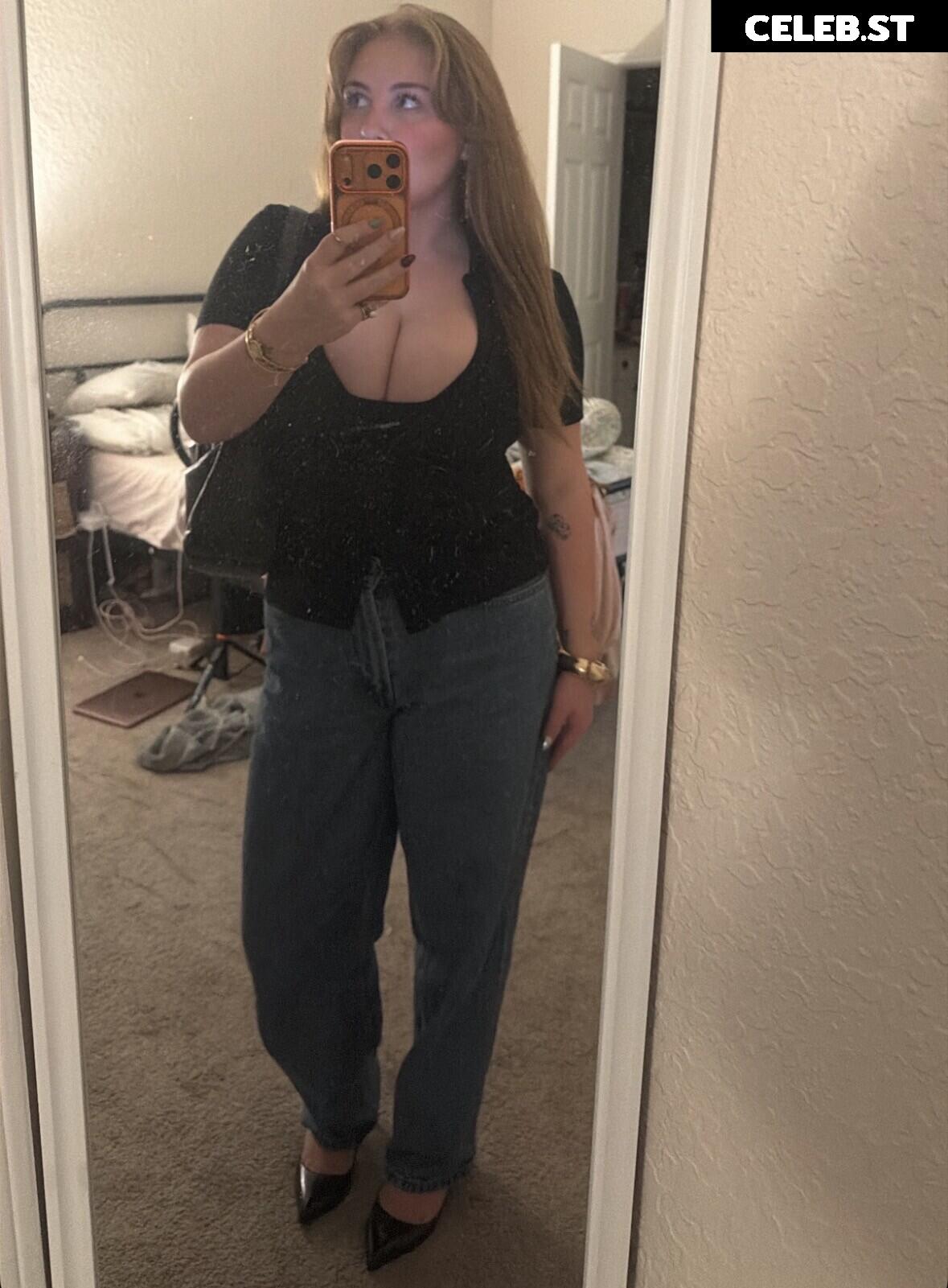 Alyssa Holmes / Alyssaholmes6969 Image 20969717