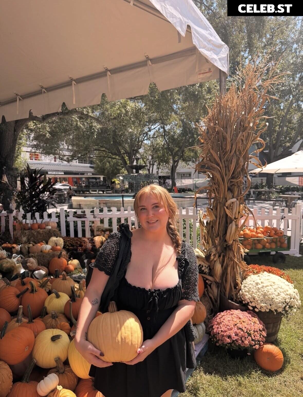 Alyssa Holmes / Alyssaholmes6969 Image 20969704
