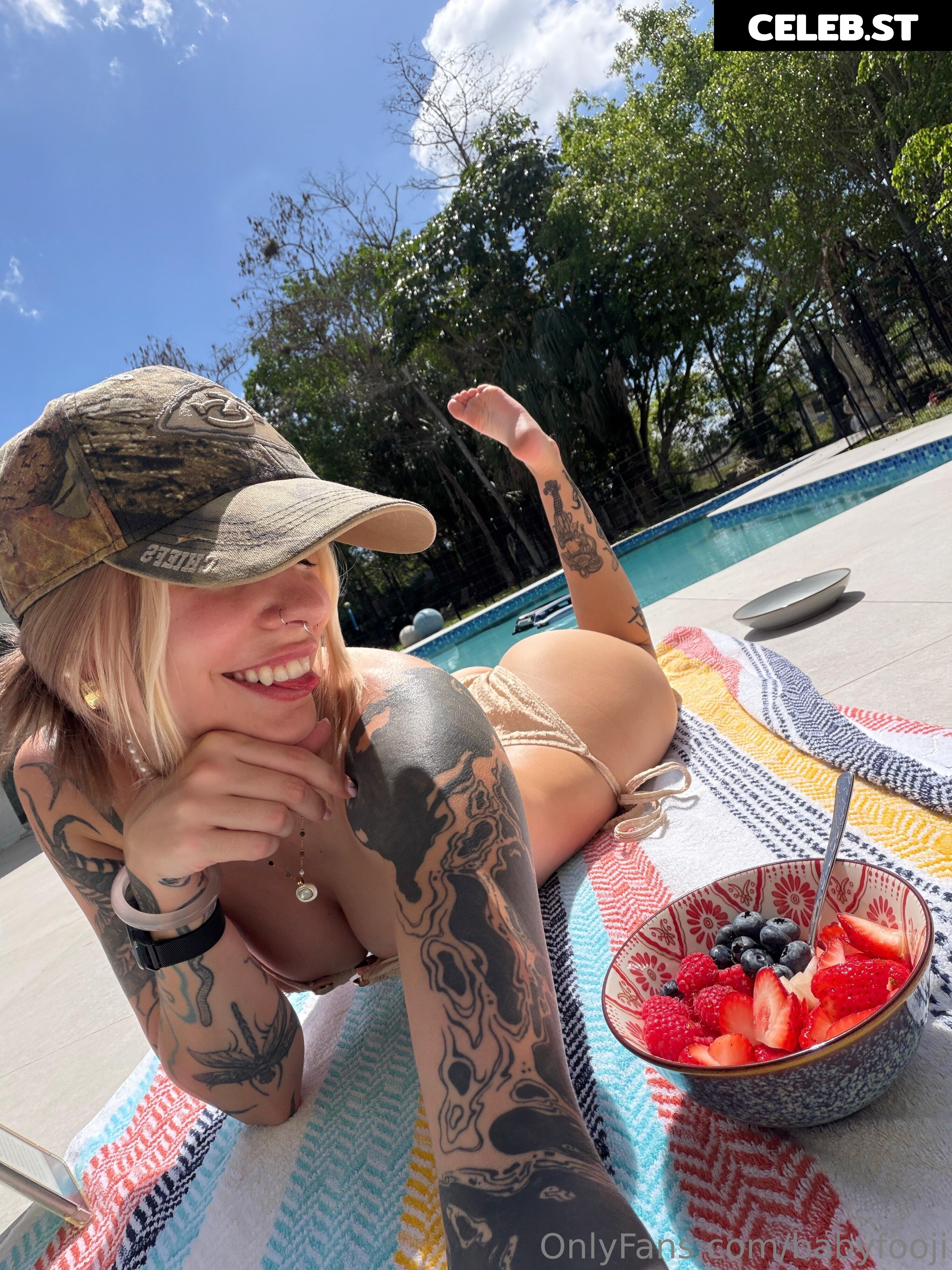 babyfooji / peachtot Image 20978452
