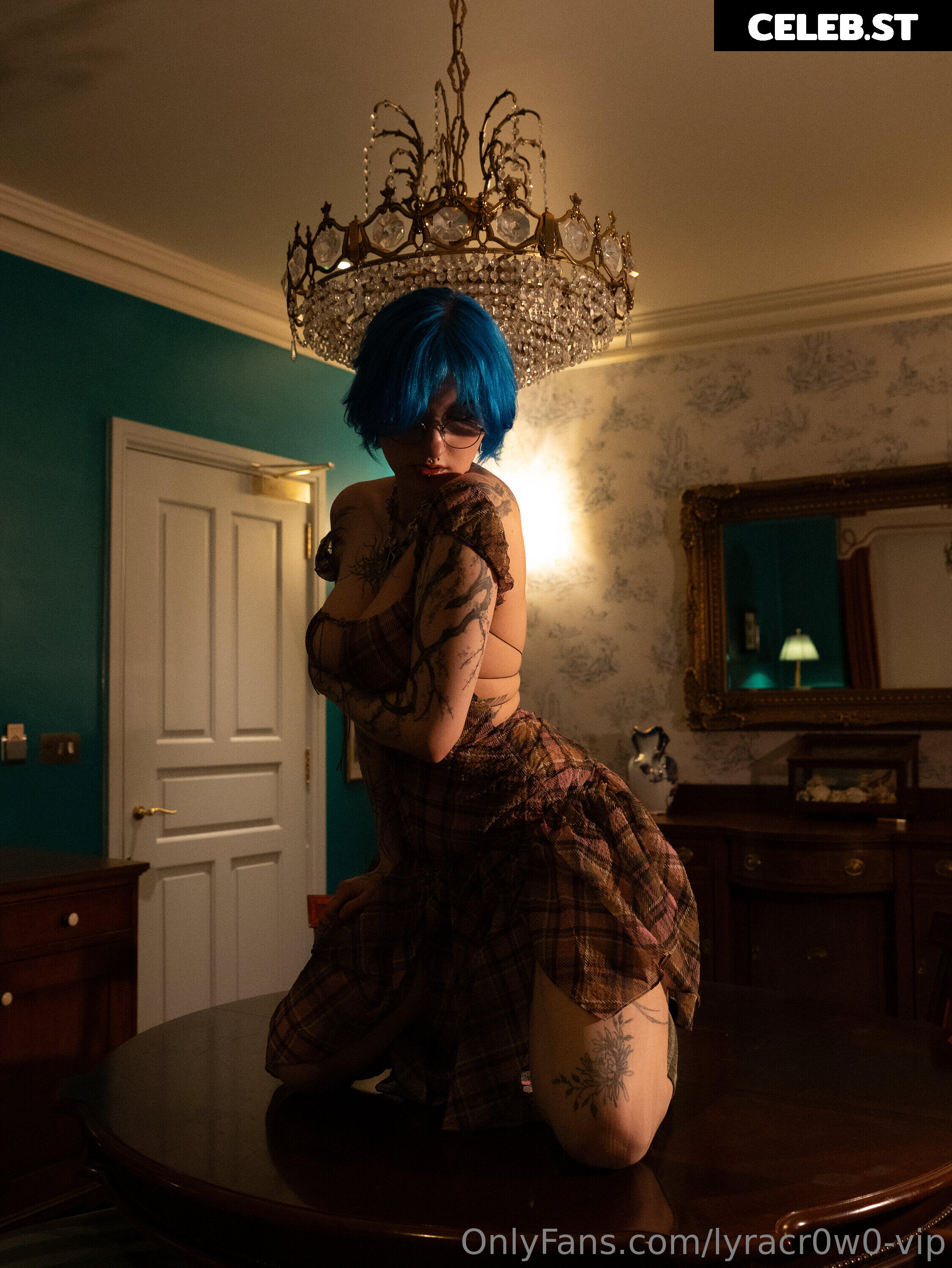 Lyra Crow | lyracr0w0 Image 20978716