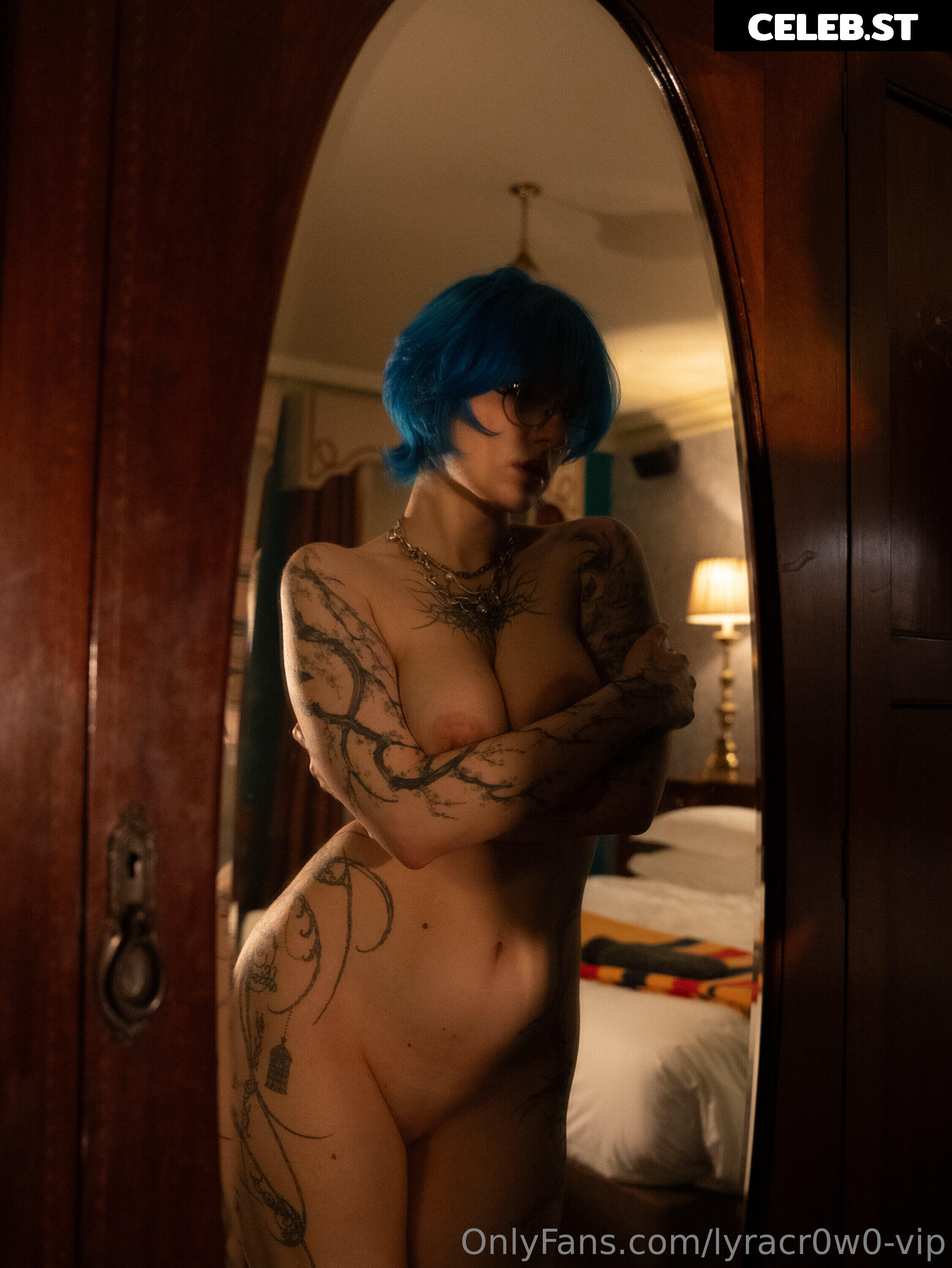 Lyra Crow | lyracr0w0 Image 20978709