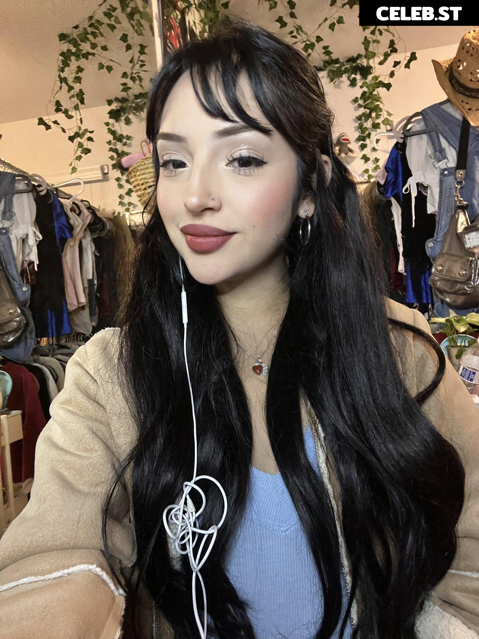 Erika \ erotiicaaa \ Fa1rybit3 Image 20973311