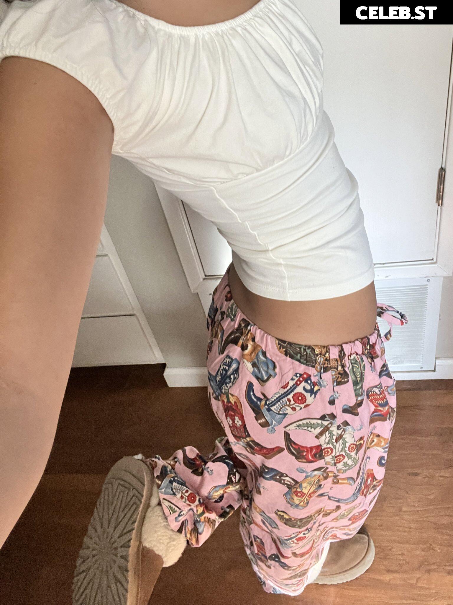 Erika \ erotiicaaa \ Fa1rybit3 Image 20973271