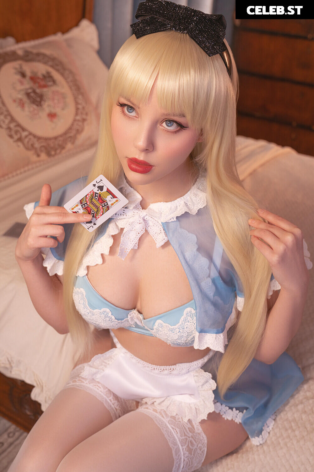 Disharmonica / Helly Valentine Image 20979440