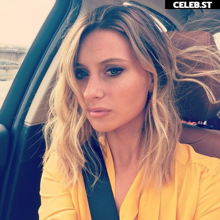 Aly Michalka Image 2091728