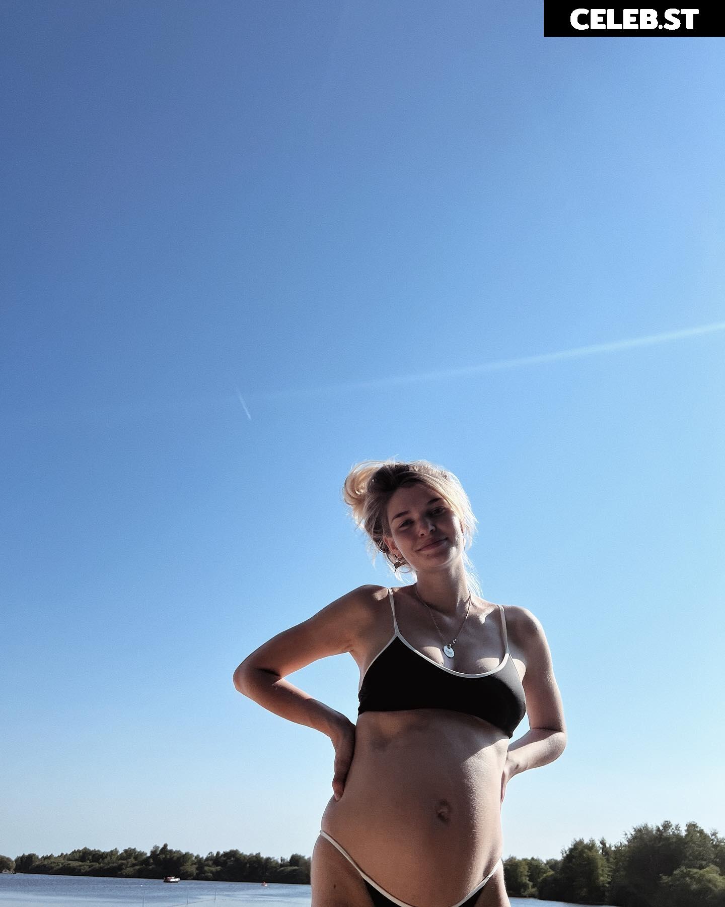 Luisa Hartema Image 2091602