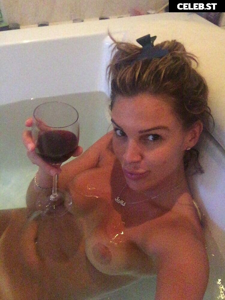 Danielle Lloyd Image 2091606