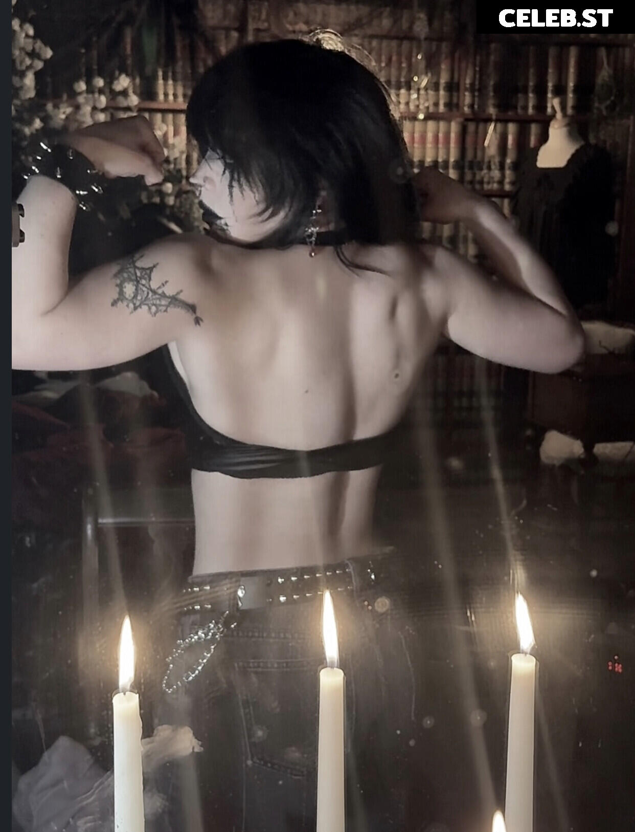 BuffGothMom Image 20911337