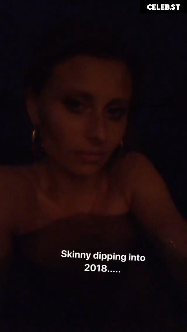 Aly Michalka Image 2092666