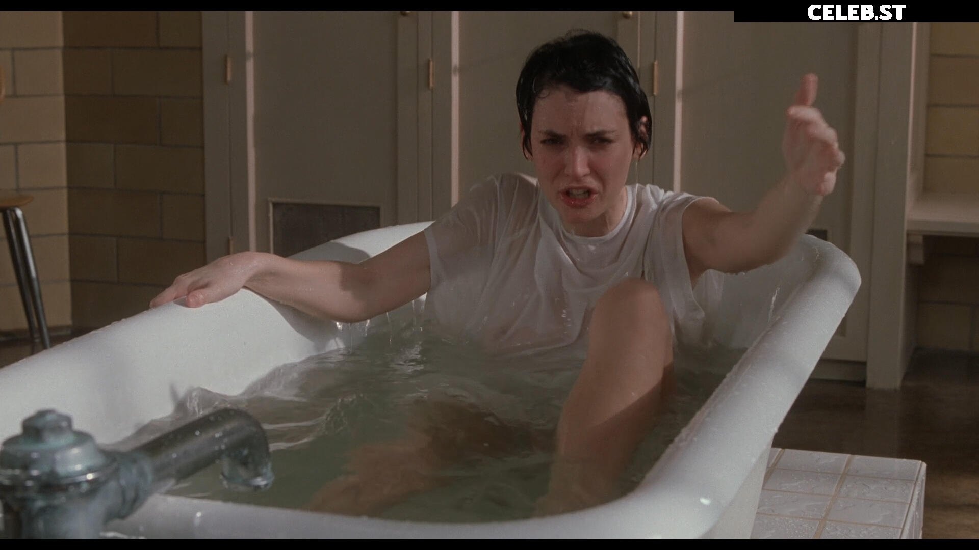 Winona Ryder Image 2092041