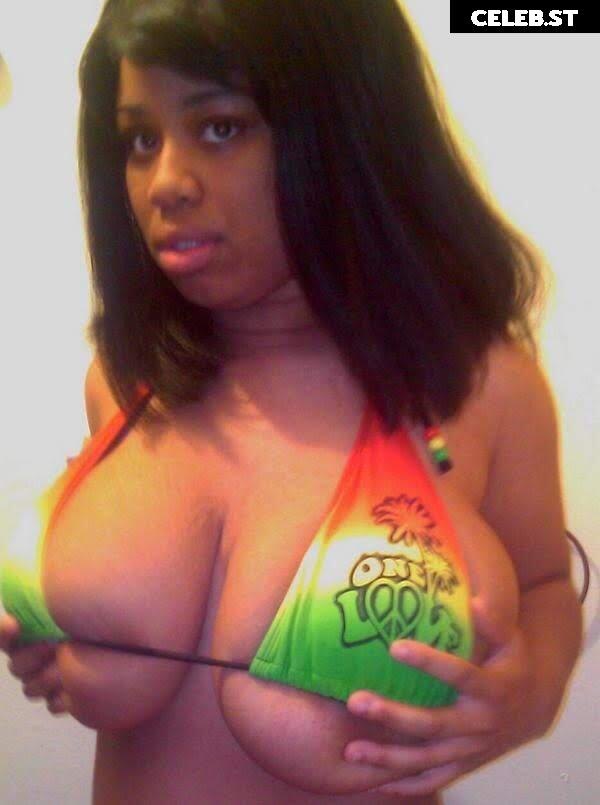 Amazingtittsgirl, shotglassfullofglitter, chosengoldenwomb, theglitteringsword Image 20934029