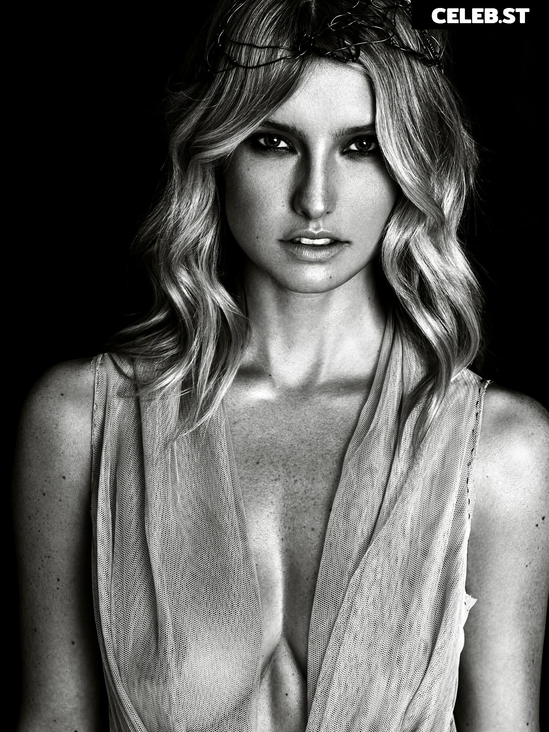 Brooke Buchanan Image 2093615