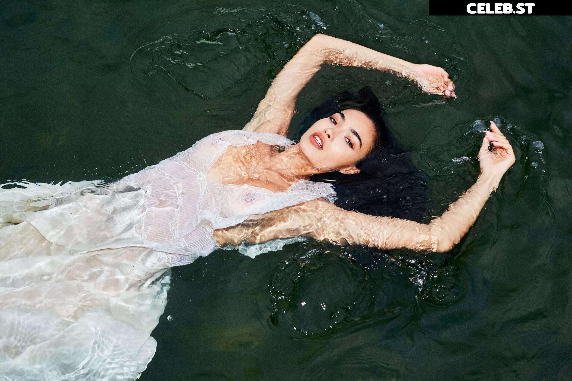 Kelly Gale Image 2093918