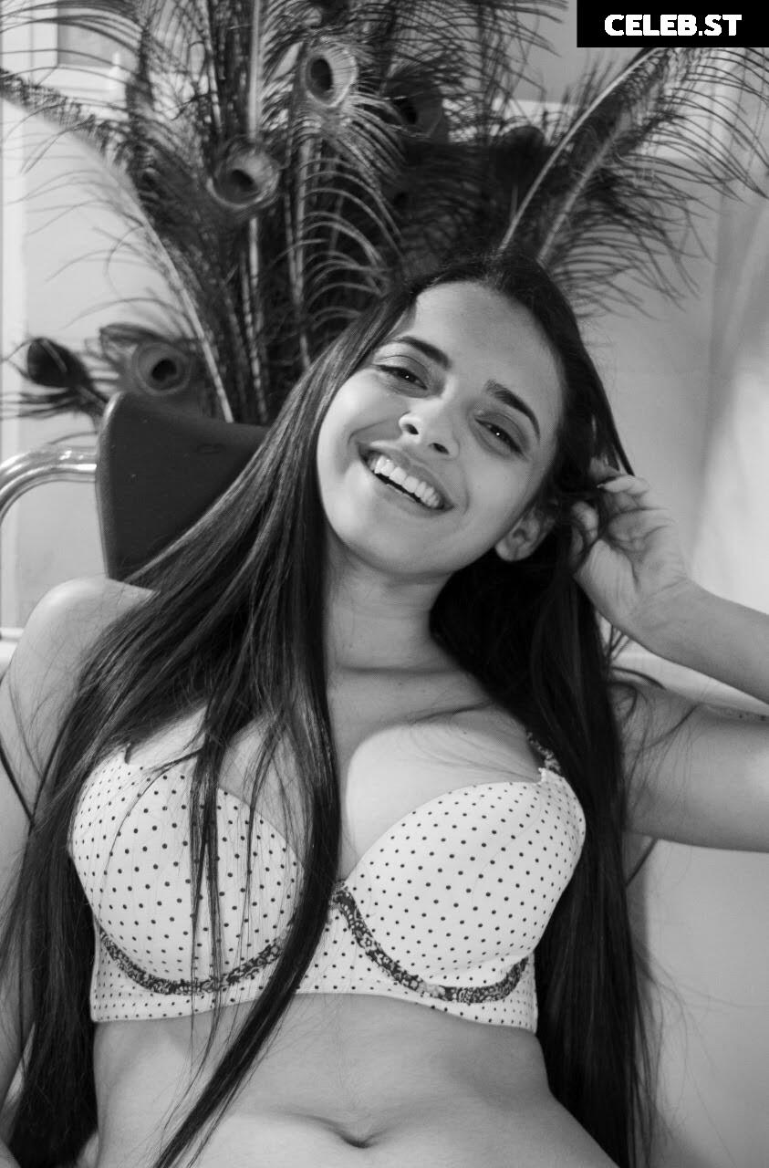 Valeria Rey Image 20905141