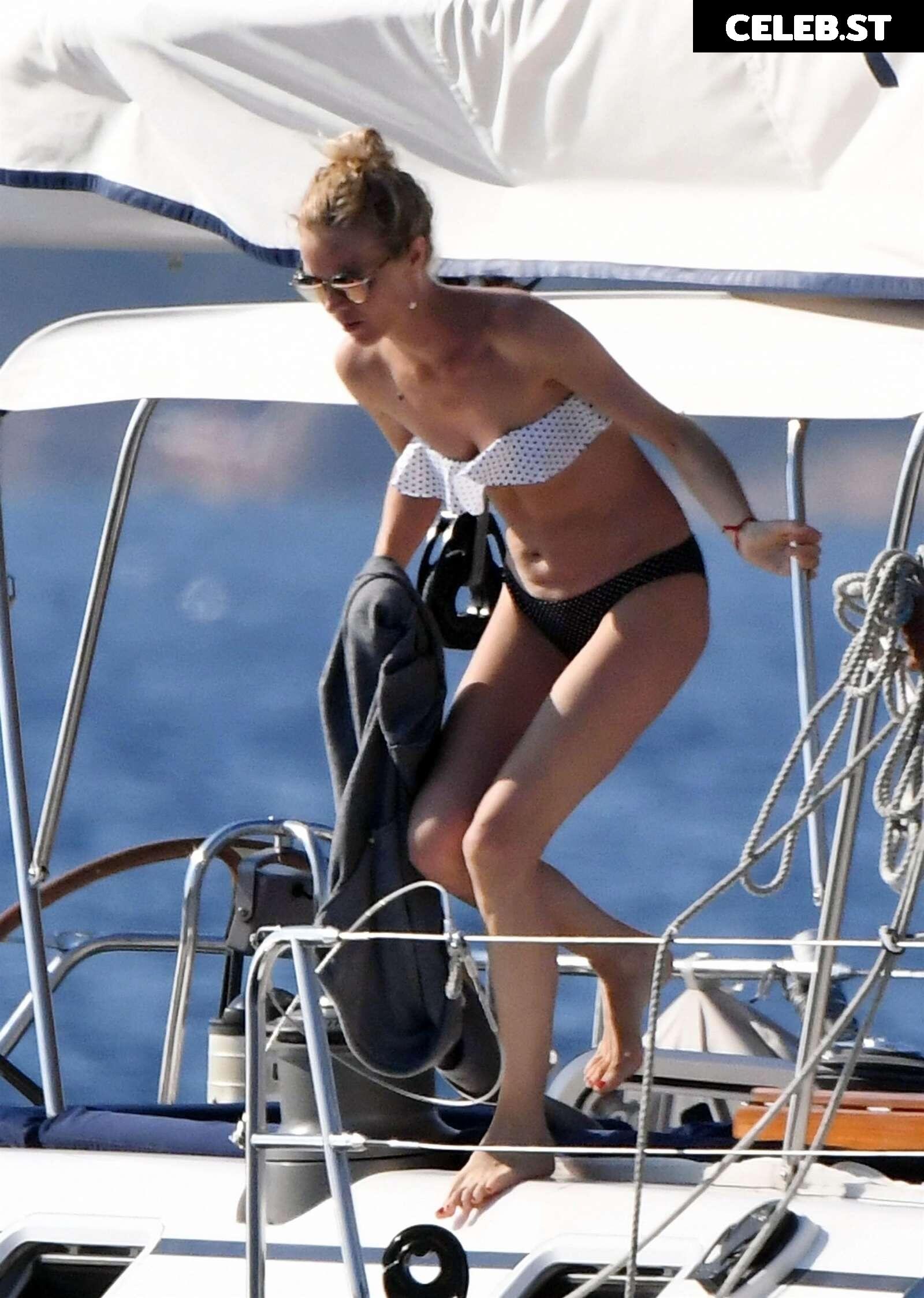 Eva Herzigová Image 2099216