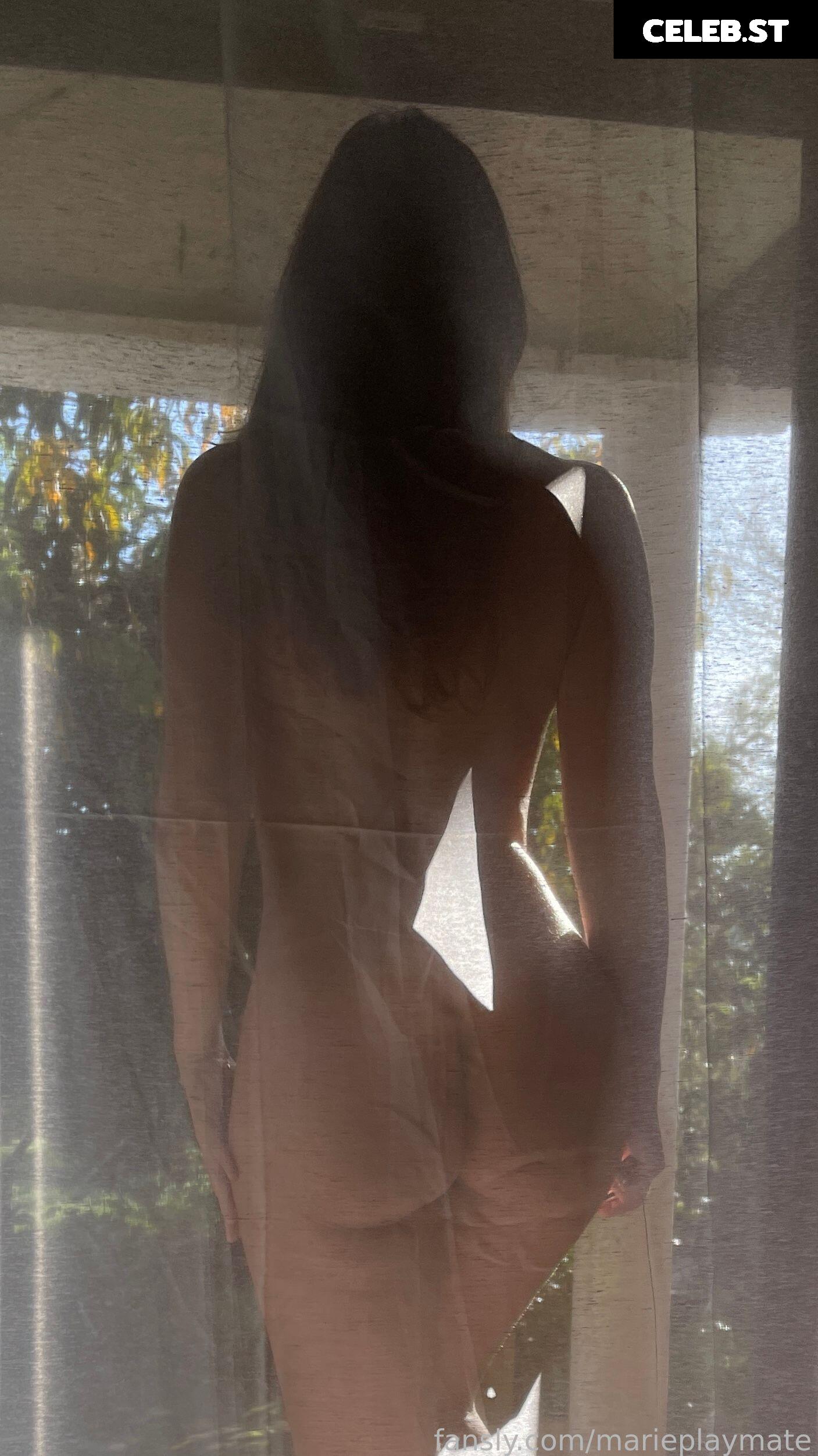Marieplaymate / Marie Brethenoux Image 20853175
