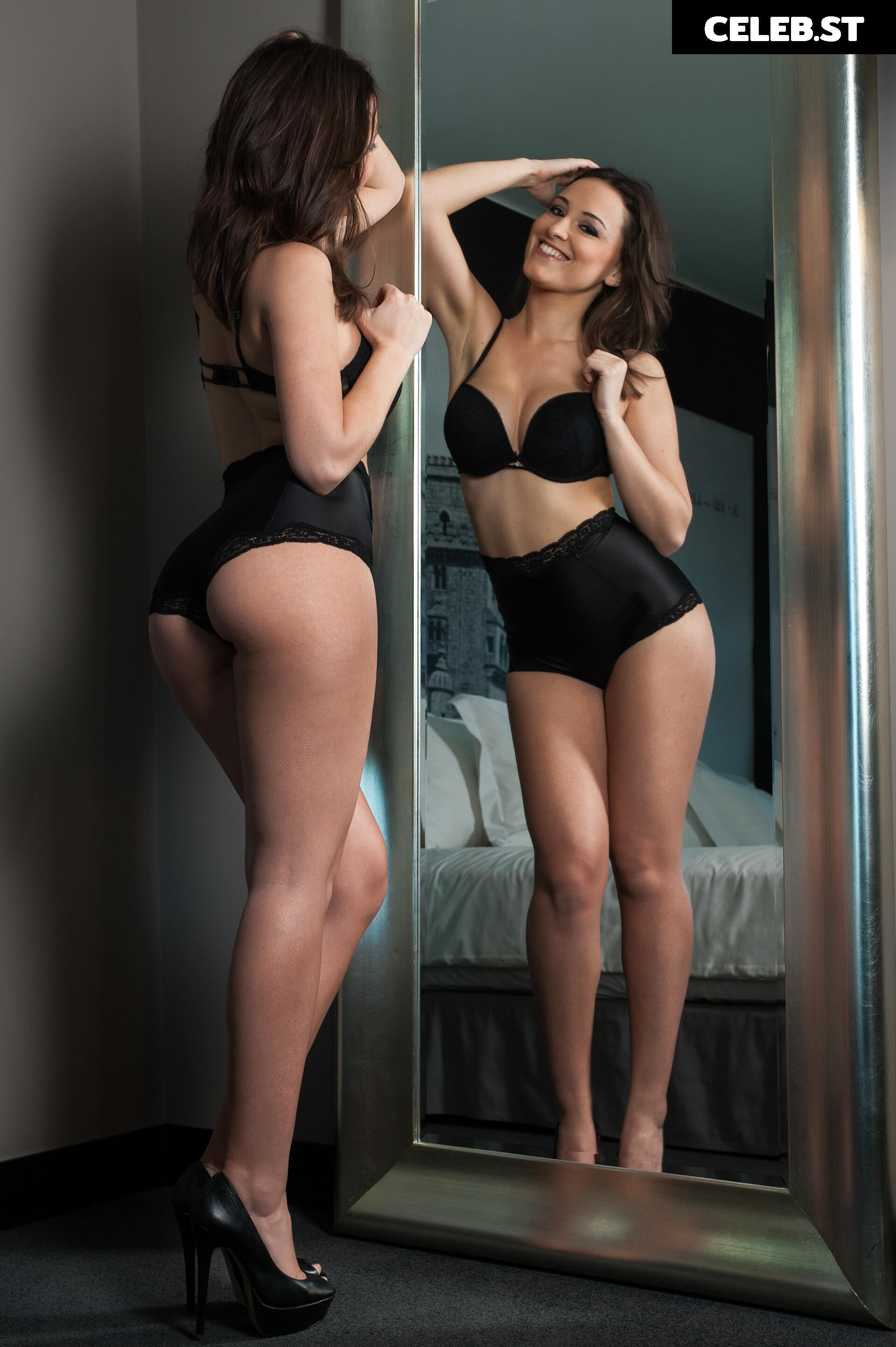 Marieplaymate / Marie Brethenoux Image 20852656