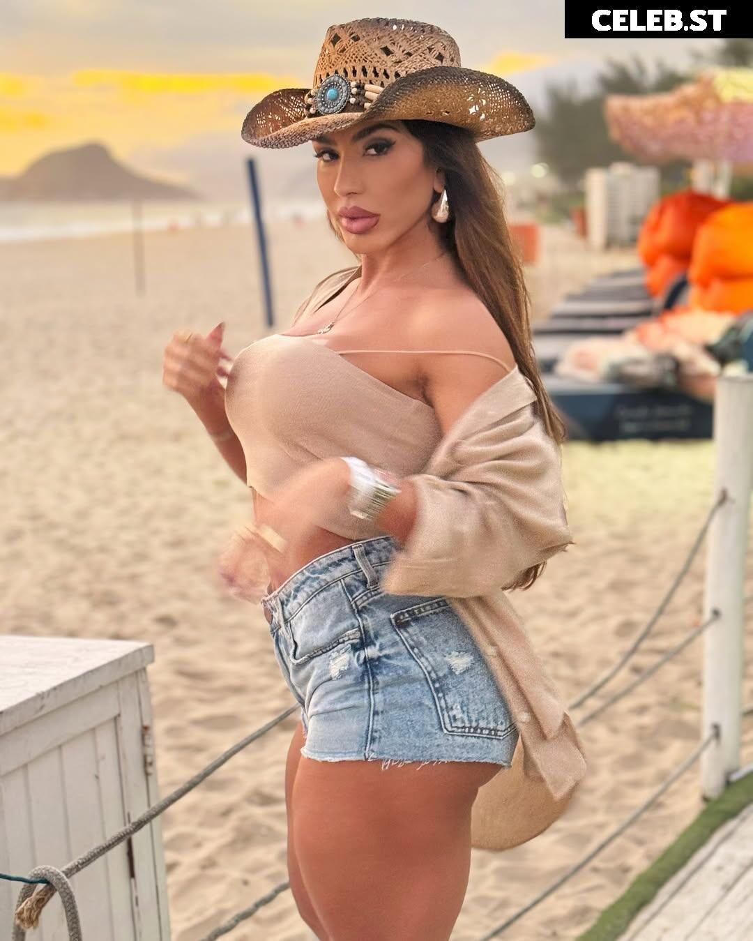 Andrea de Andrade Image 20860604