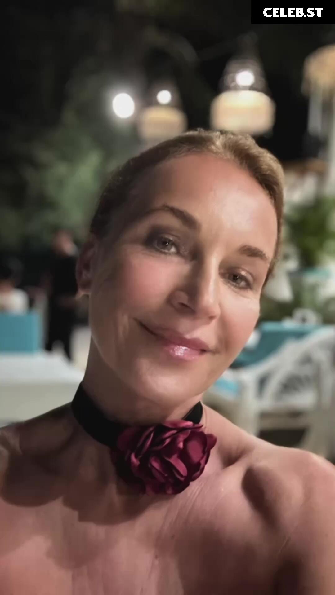 Caroline Beil Image 2086952