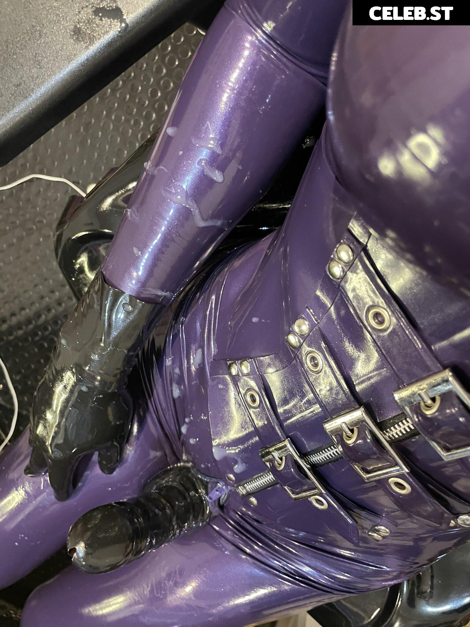 Rumi Rubber Image 20872926