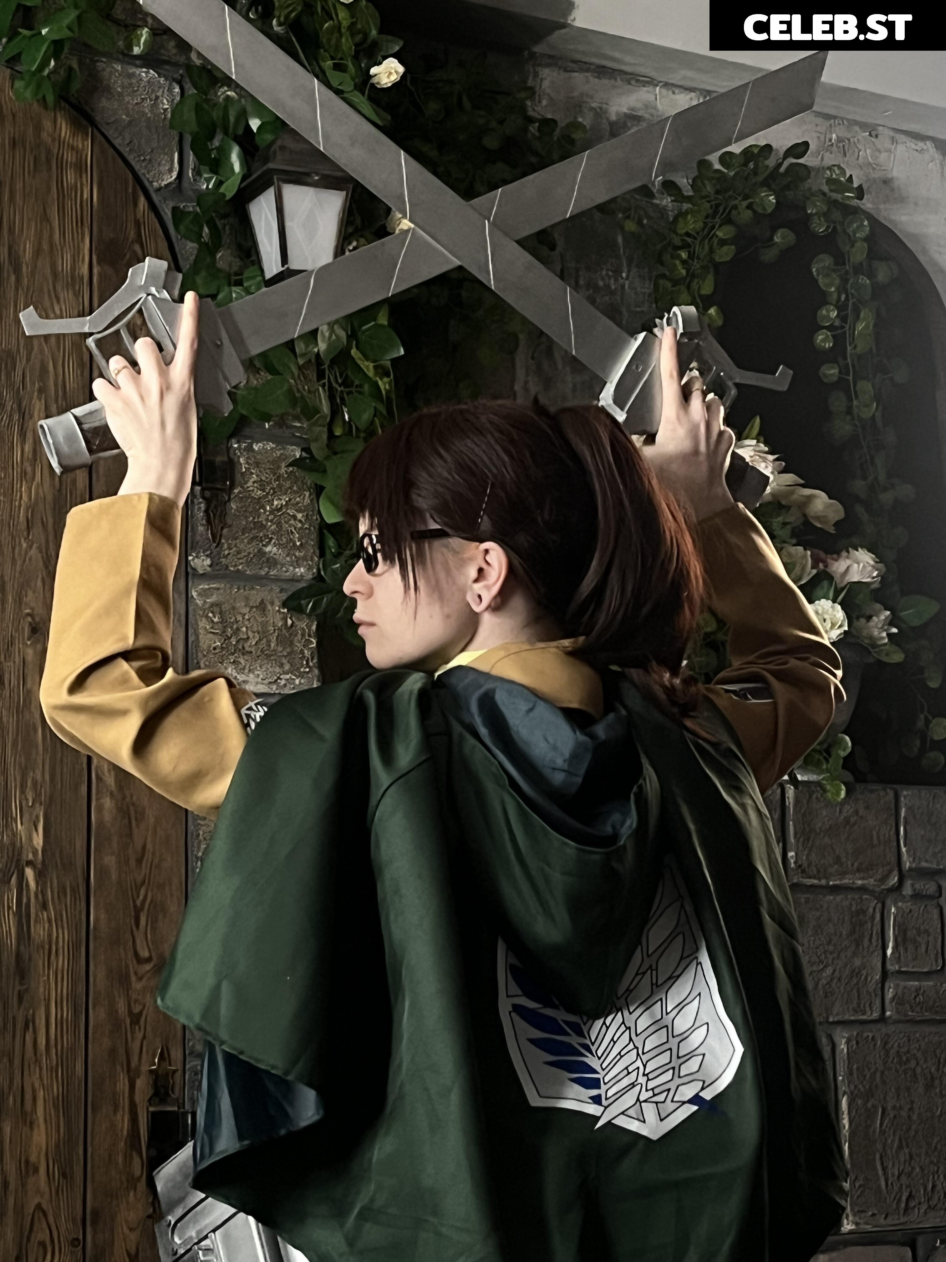 arahnaekb / chloe_glass_ Image 20834863