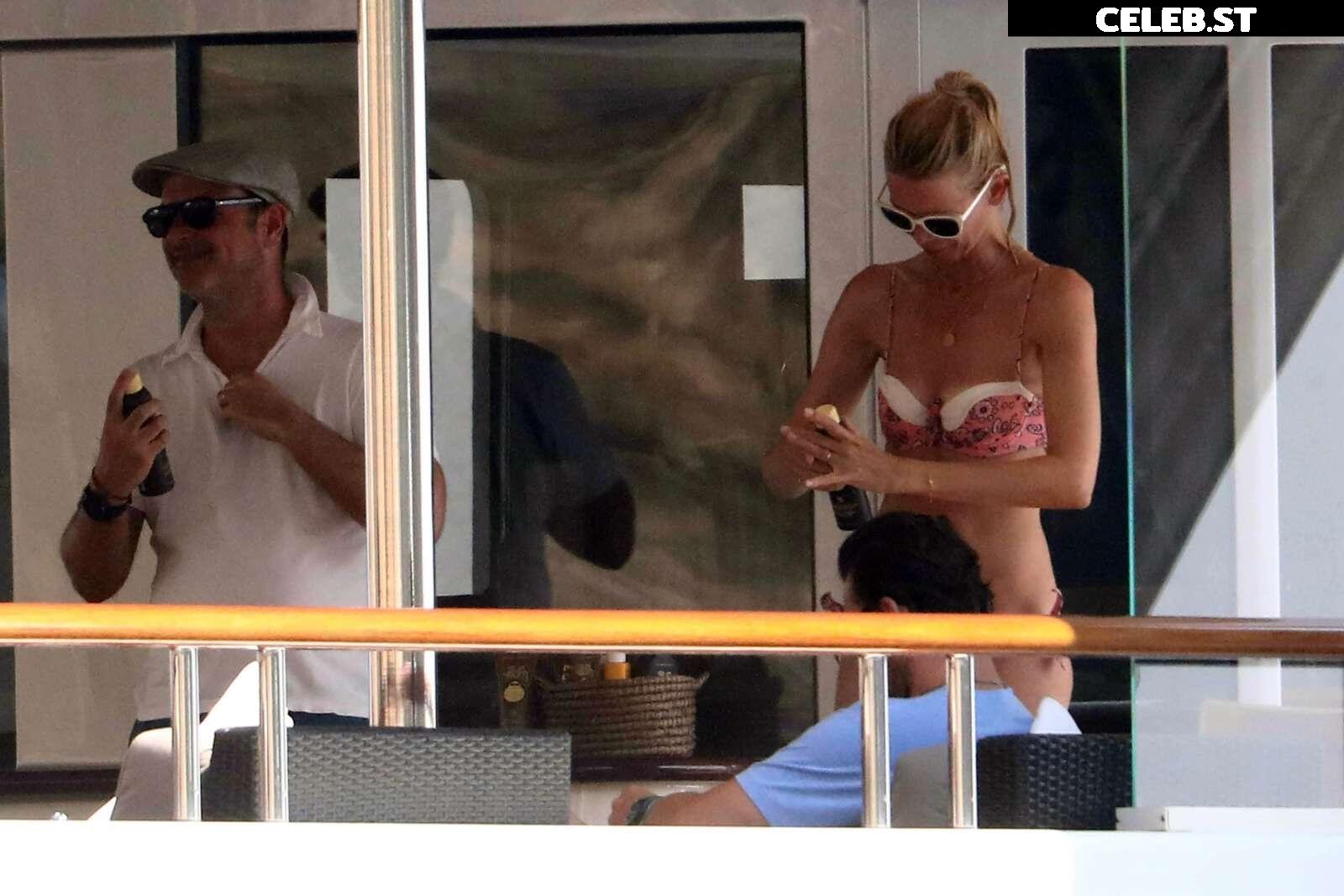 Claudia Schiffer Image 2083409