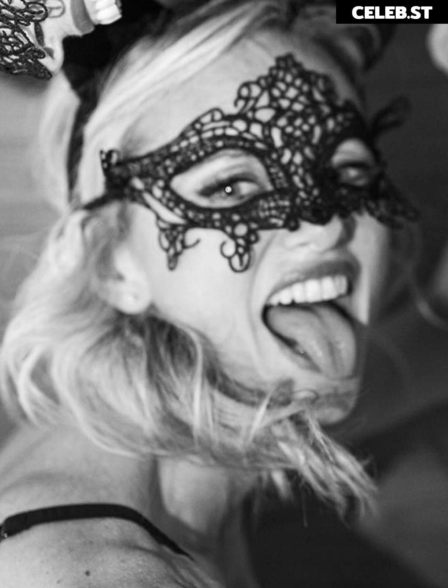 Justine Mattera Image 2083114