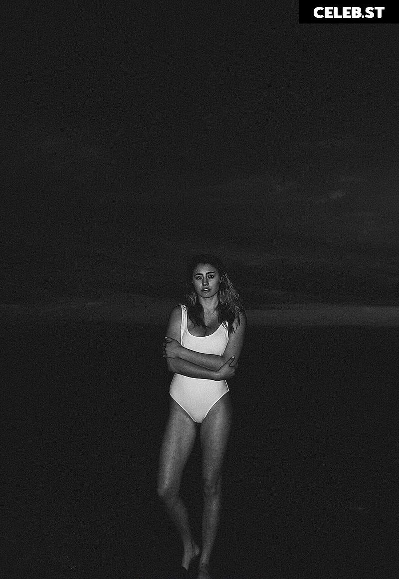 Lia Marie Johnson Image 2080084