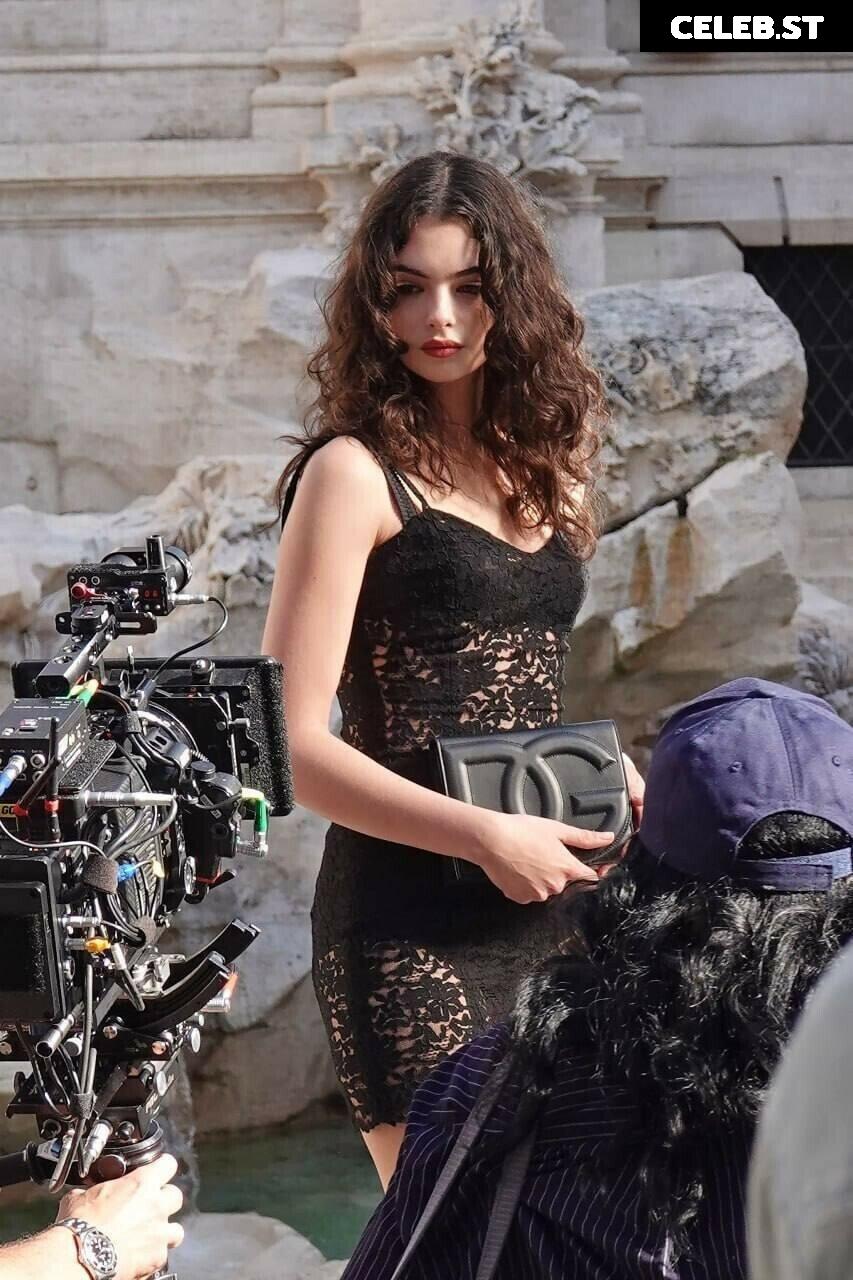 Deva Cassel Image 2080902