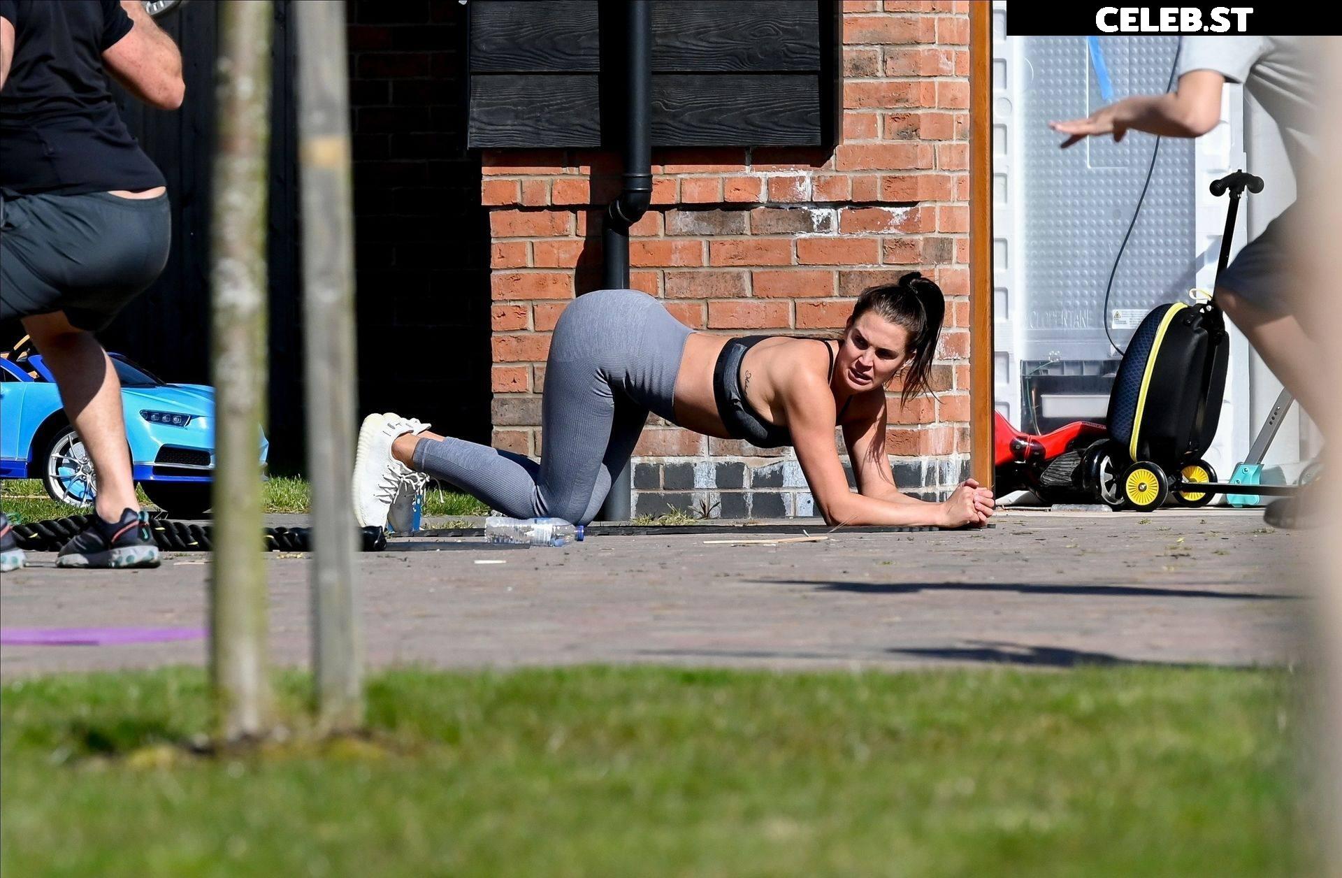 Danielle Lloyd Image 2089351